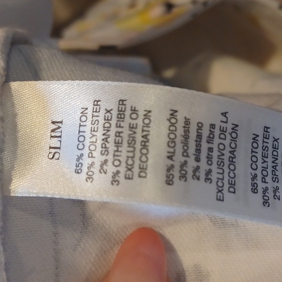 White House Black Market Stylish White Floral Print Slim Jeans - Picture 7 of 11